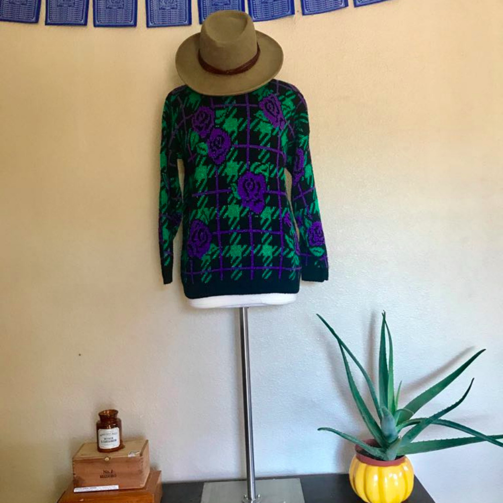 Vintage Adele Purple Flower Knitwear